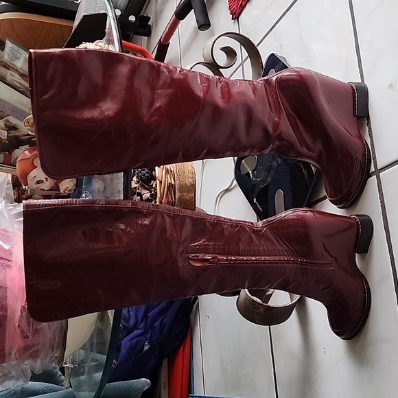 Chloe red boots - Picture 1 of 7